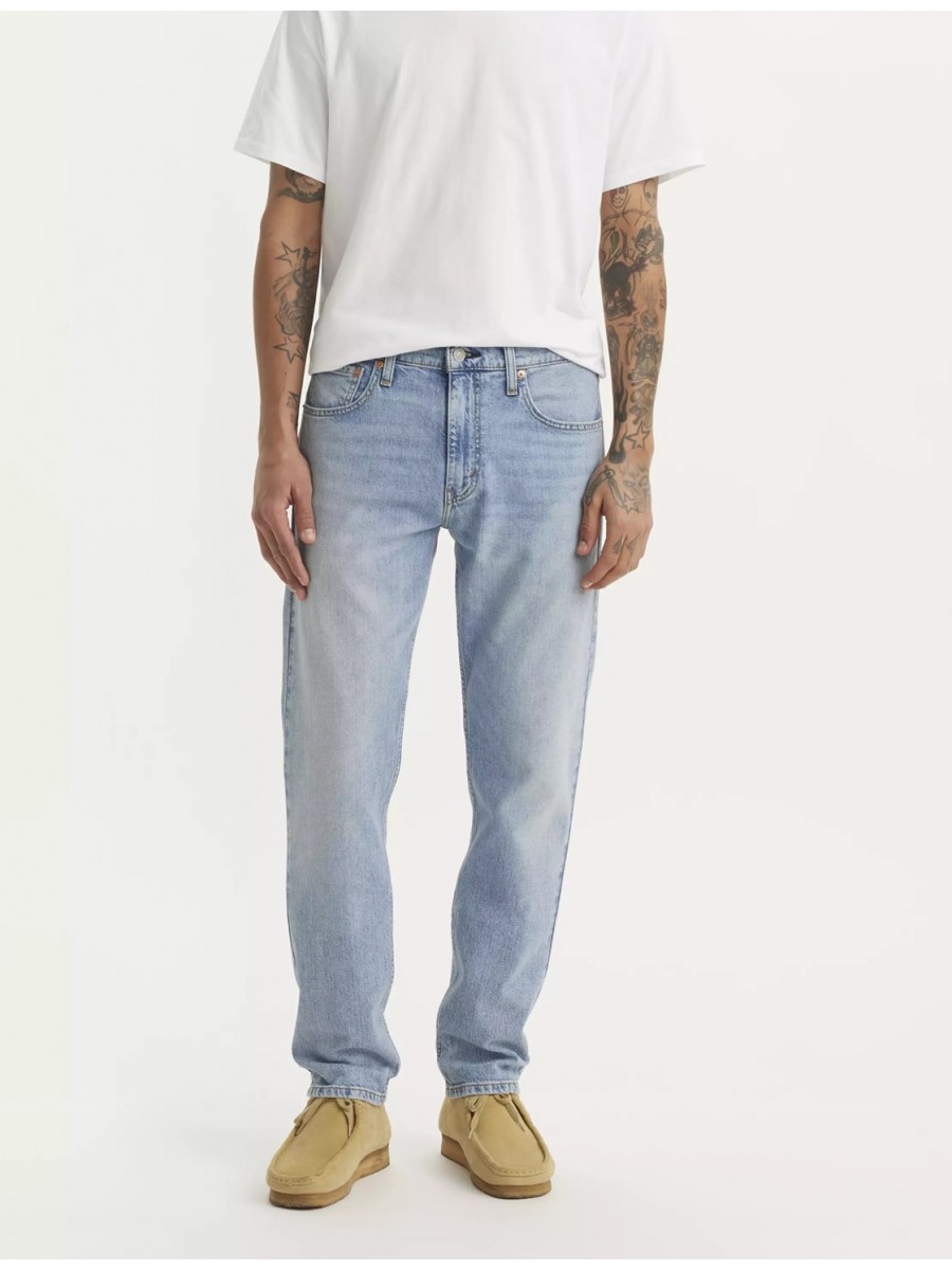 LEVI’S ® Vaquero 502® Taper...
