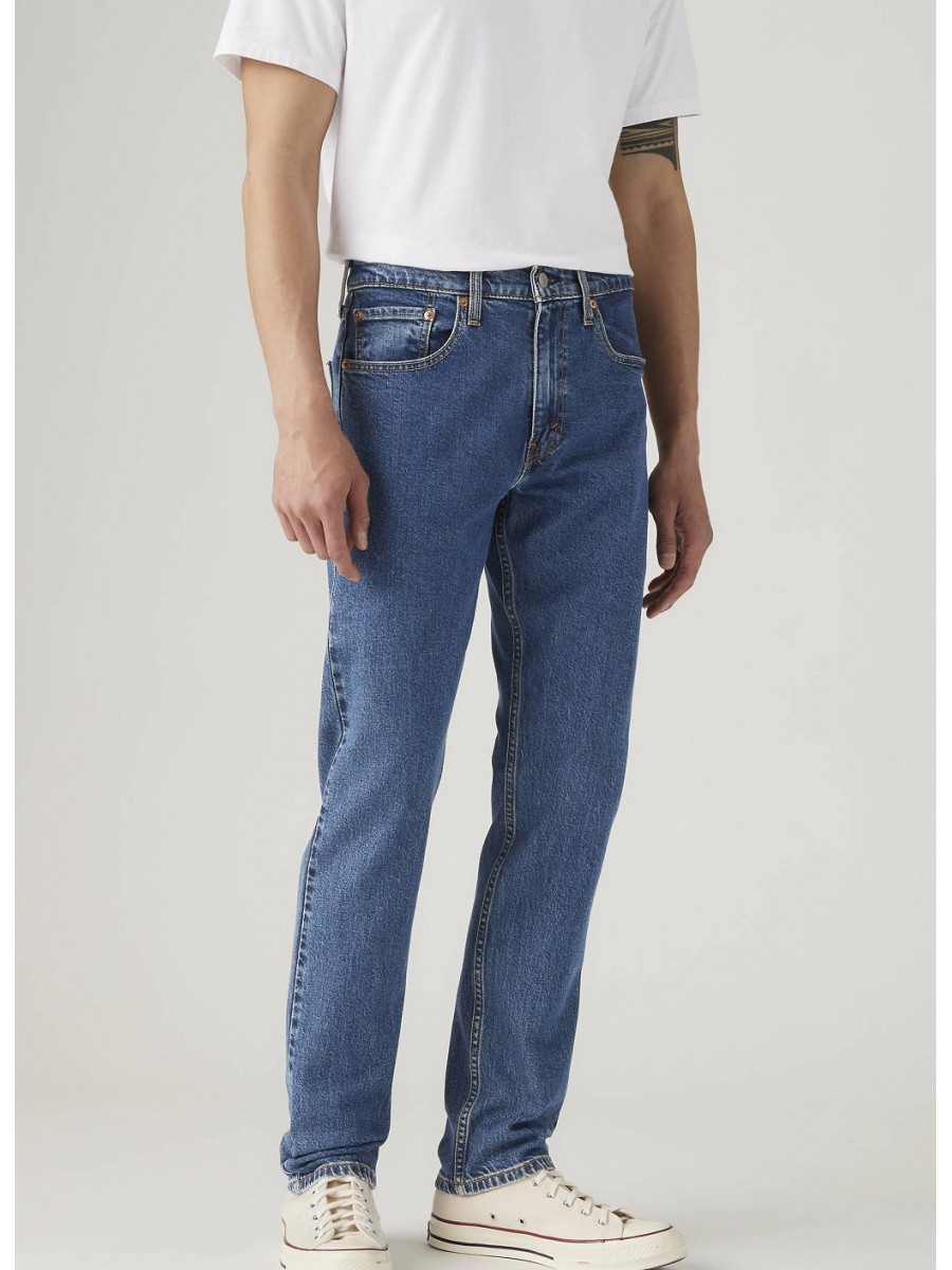LEVI’S ® Vaquero 502™ Taper...